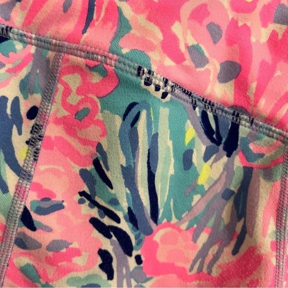 Lilly Pulitzer Luxletic Leggings XS Pink Blue Print Q - Picture 5 of 12